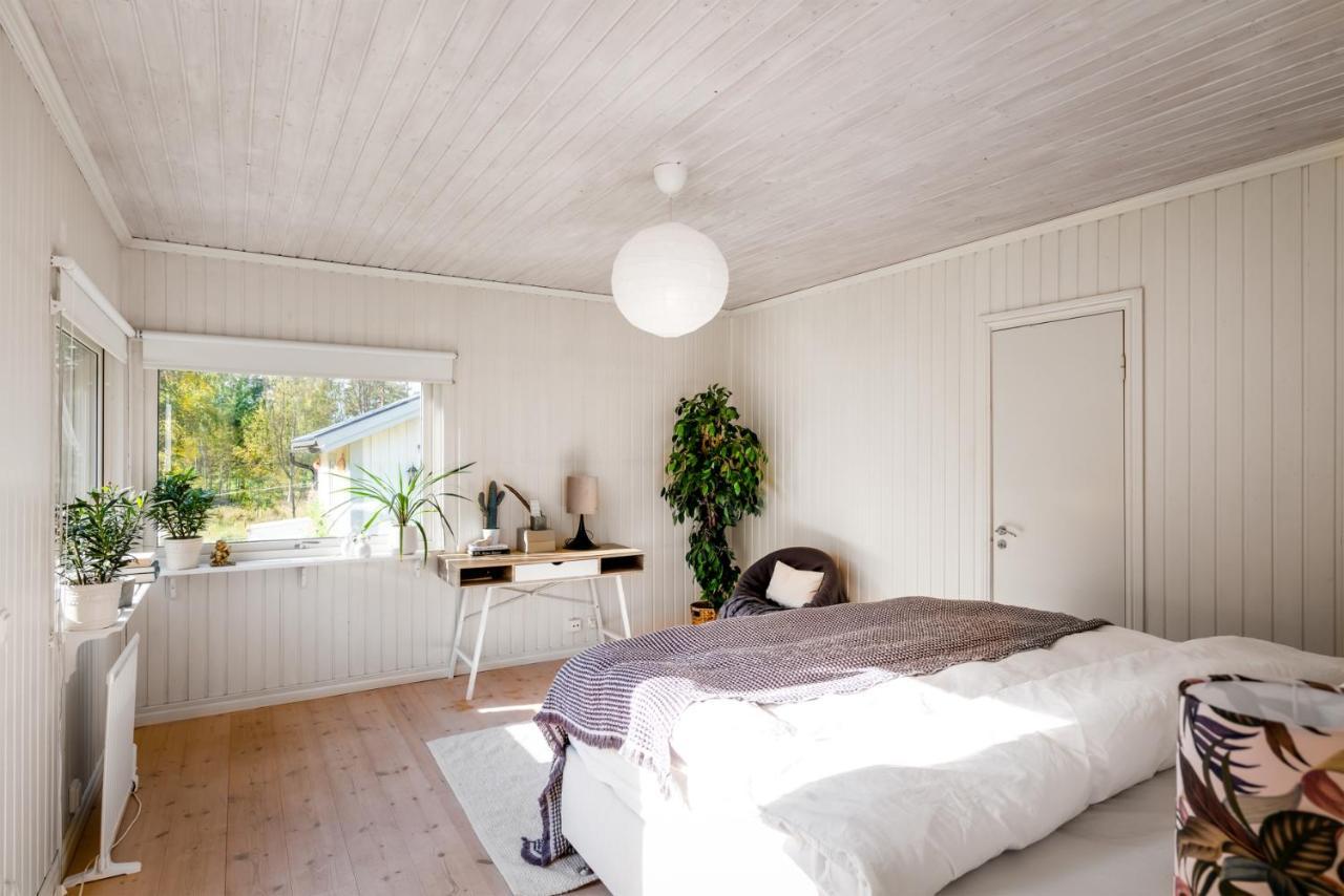 Theo & Lilis Countryside Apartment Örebro Eksteriør bilde