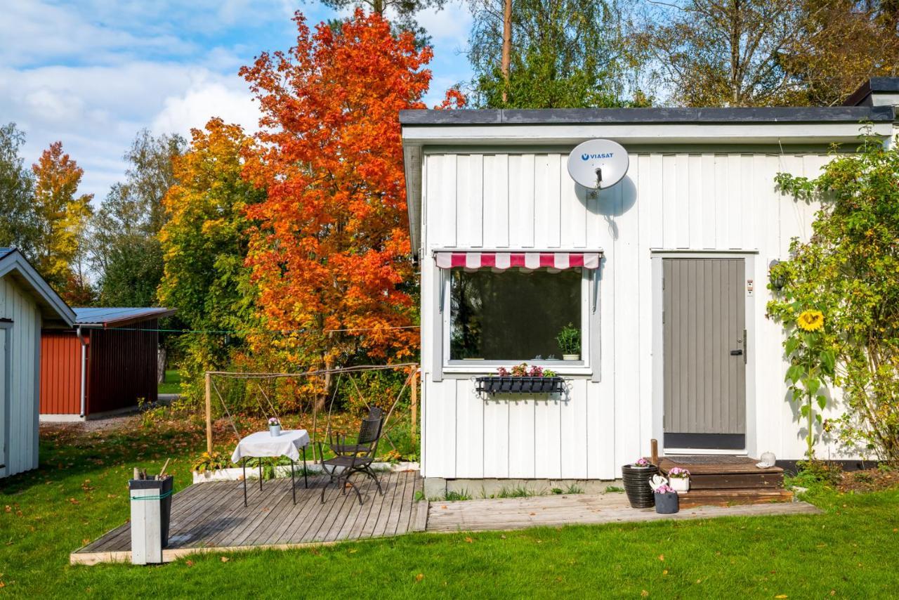 Theo & Lilis Countryside Apartment Örebro Eksteriør bilde